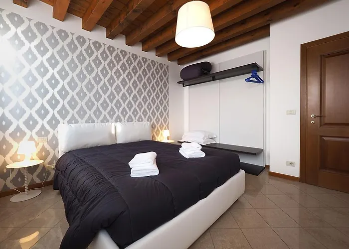 Cannaregio - Style Apartment *